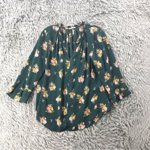 Maurices Blouse Womens Large Vneck Ruffle Color Green Flower Flutter Sleeve
